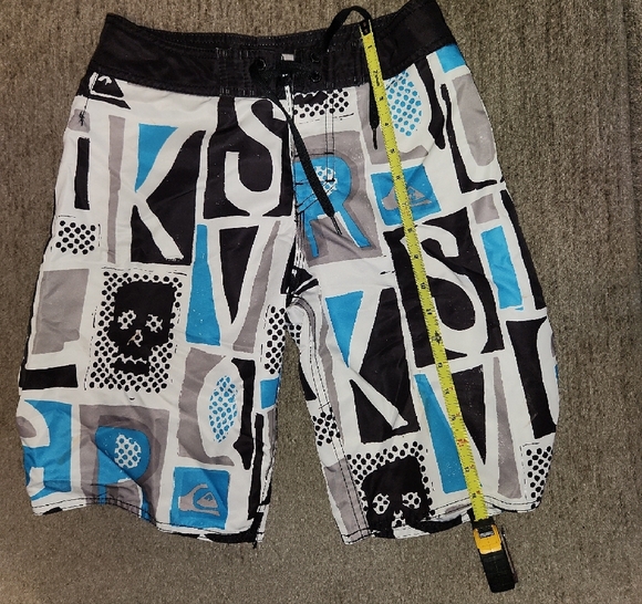 Quiksilver Boys Blue and Black Patterned Shorts - Picture 5 of 5